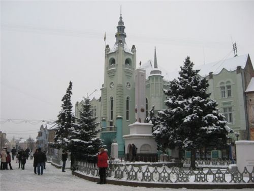 Городская ратуша зимой